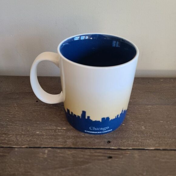 Starbucks Coffee Mug Collector Global Icon City Series Chicago 2011 16 oz - Picture 3 of 5